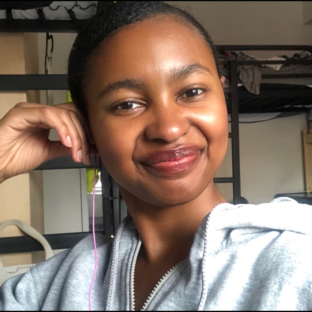 Meet your Posher, Ariana